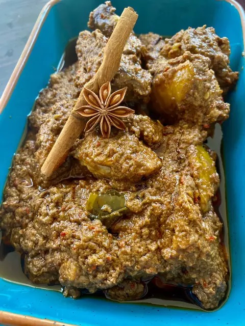 Resep Rendang Ayam Kampung: Alternatif Lezat yang Tak Kalah Gurih (Lebih Hemat!)