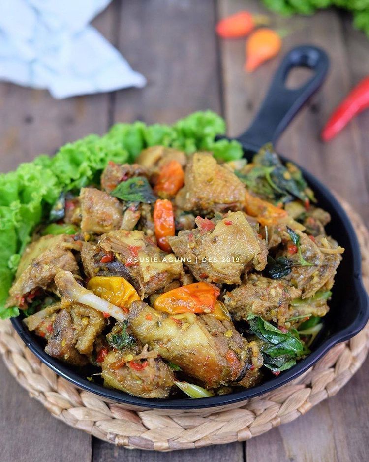 Resep Bebek Rica-rica Pedas - Orami Recipes